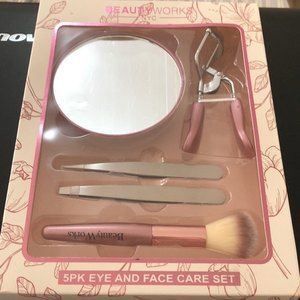 Eyelash curler tweezer mirror brush set new